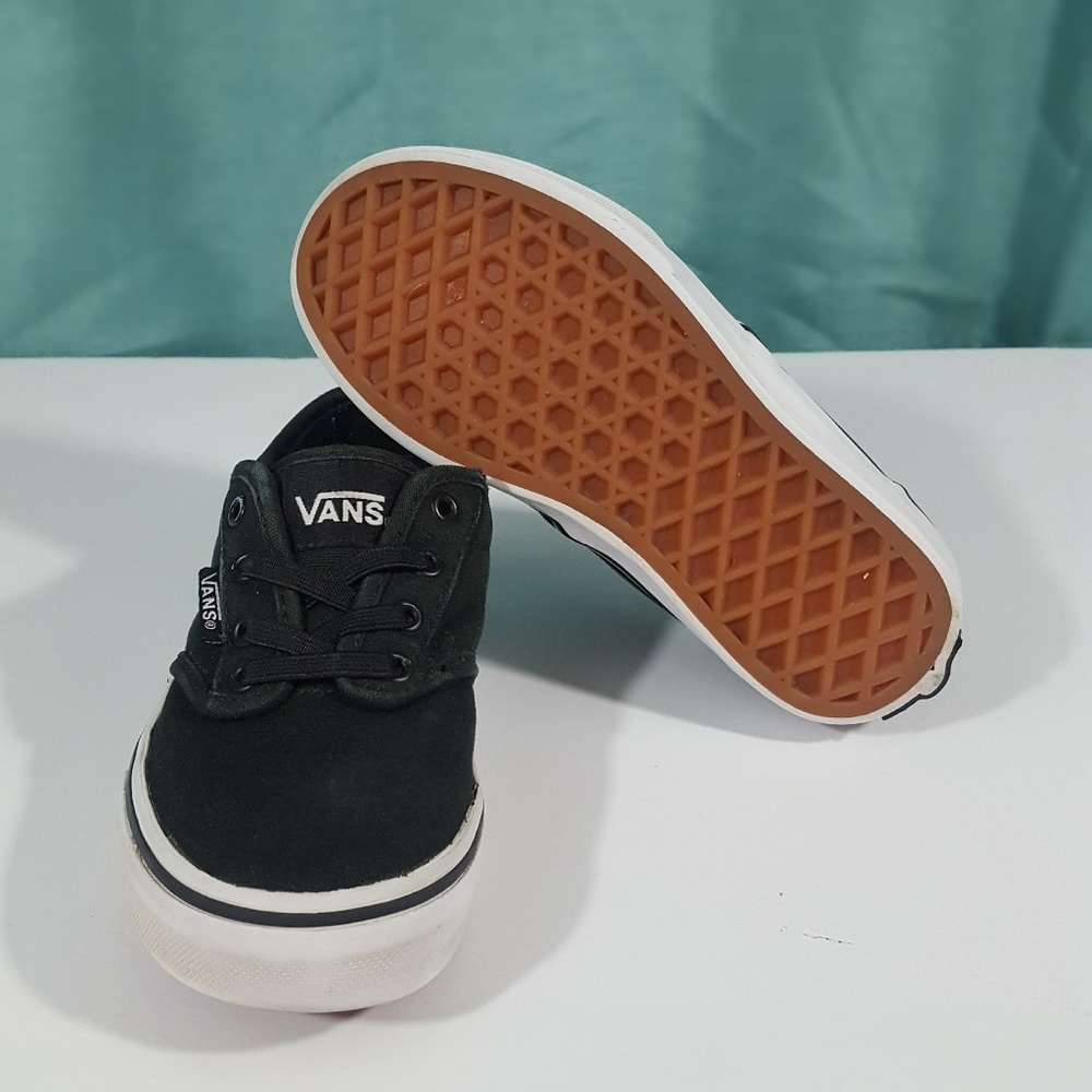 Toddler Vans "Winston" Black and White Slip On